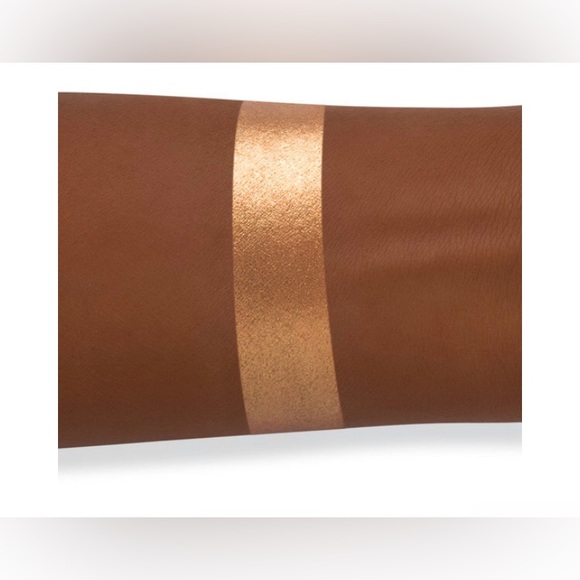 Anastasia Beverly Hills Loose Highlighter - Picture 6 of 6